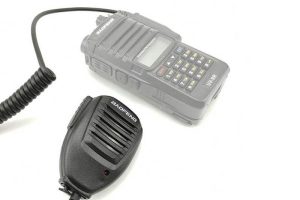 Vodootporni Baofeng zvučnik-mikrofon. rodandgun trgovina