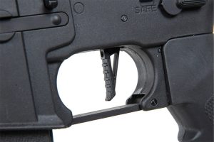 Airsoft replika u rodandgun trgovini.